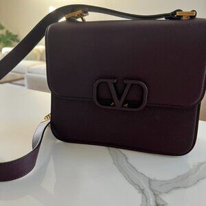 Valentino Garavani VSLING Small Shoulder Bag Burgun